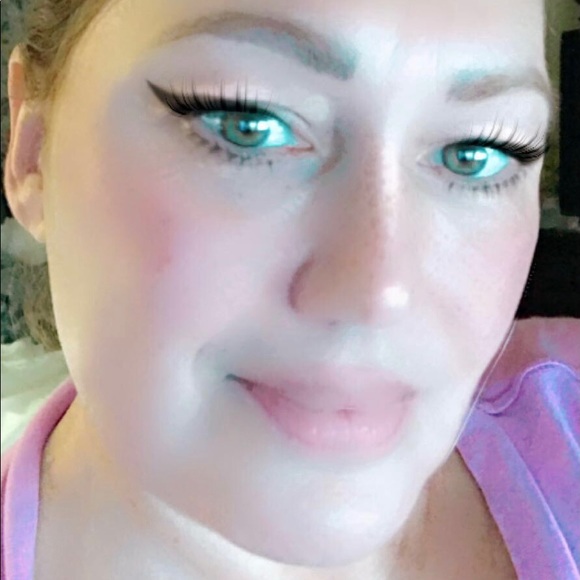 Meet your Posher, Janeth - Picture 3 of 3